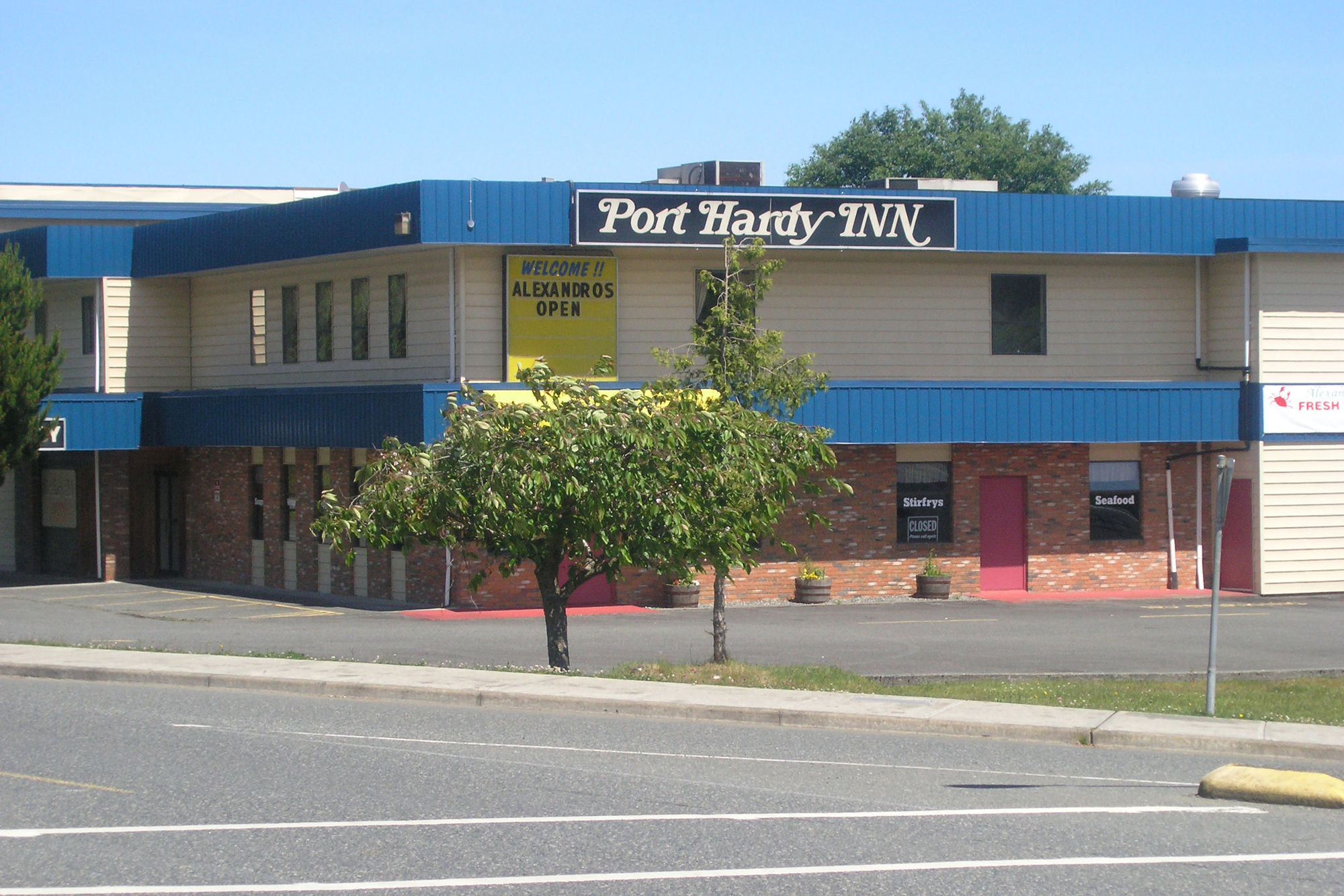 Kwa'Lilas Hotel Port Hardy Exterior photo